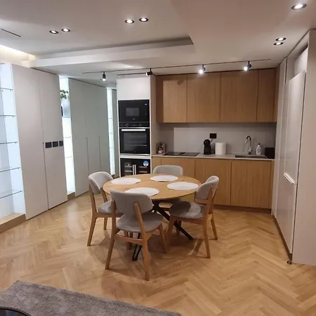 Διαμέρισμα Escape - Genex *